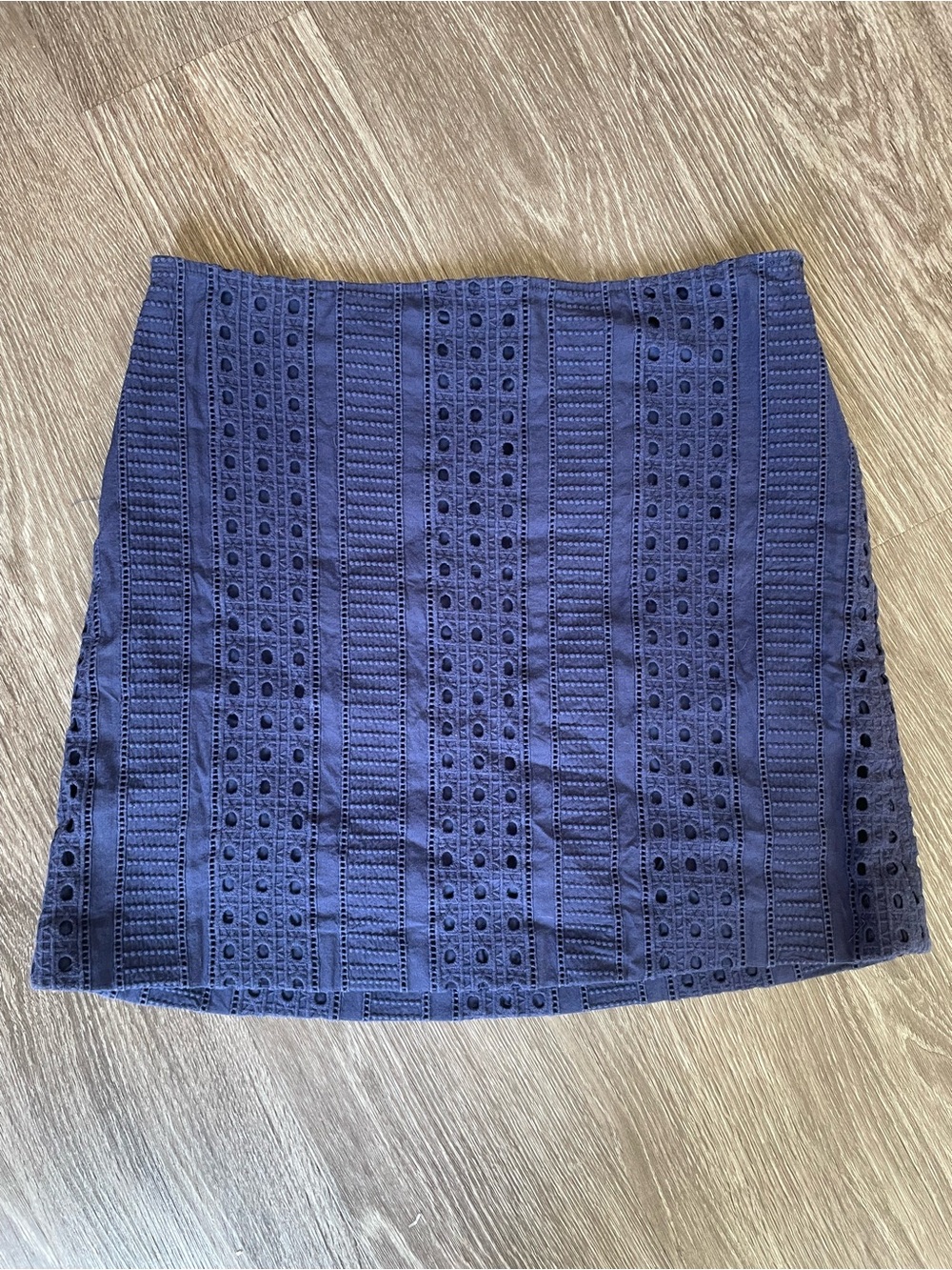 Women's Navy Vinyard Vines Eyelet Mini Skirt Size 6 Vacation Resort Summer